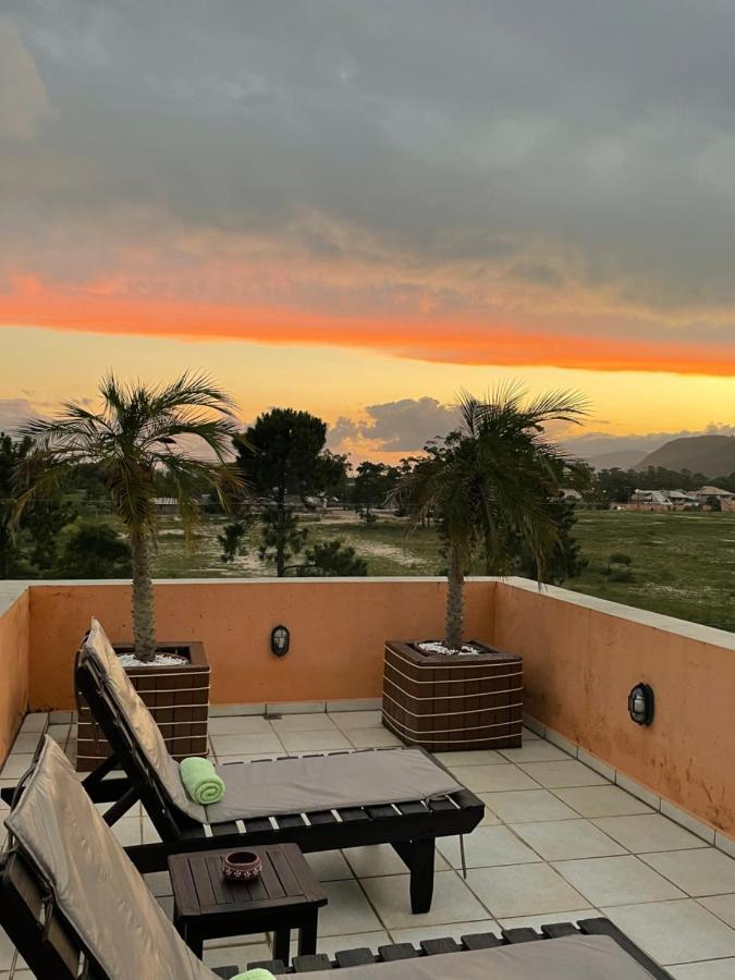 Pousada Ilha Dos Anjos Hotel ฟลอเรียนอโปลิส ภายนอก รูปภาพ
